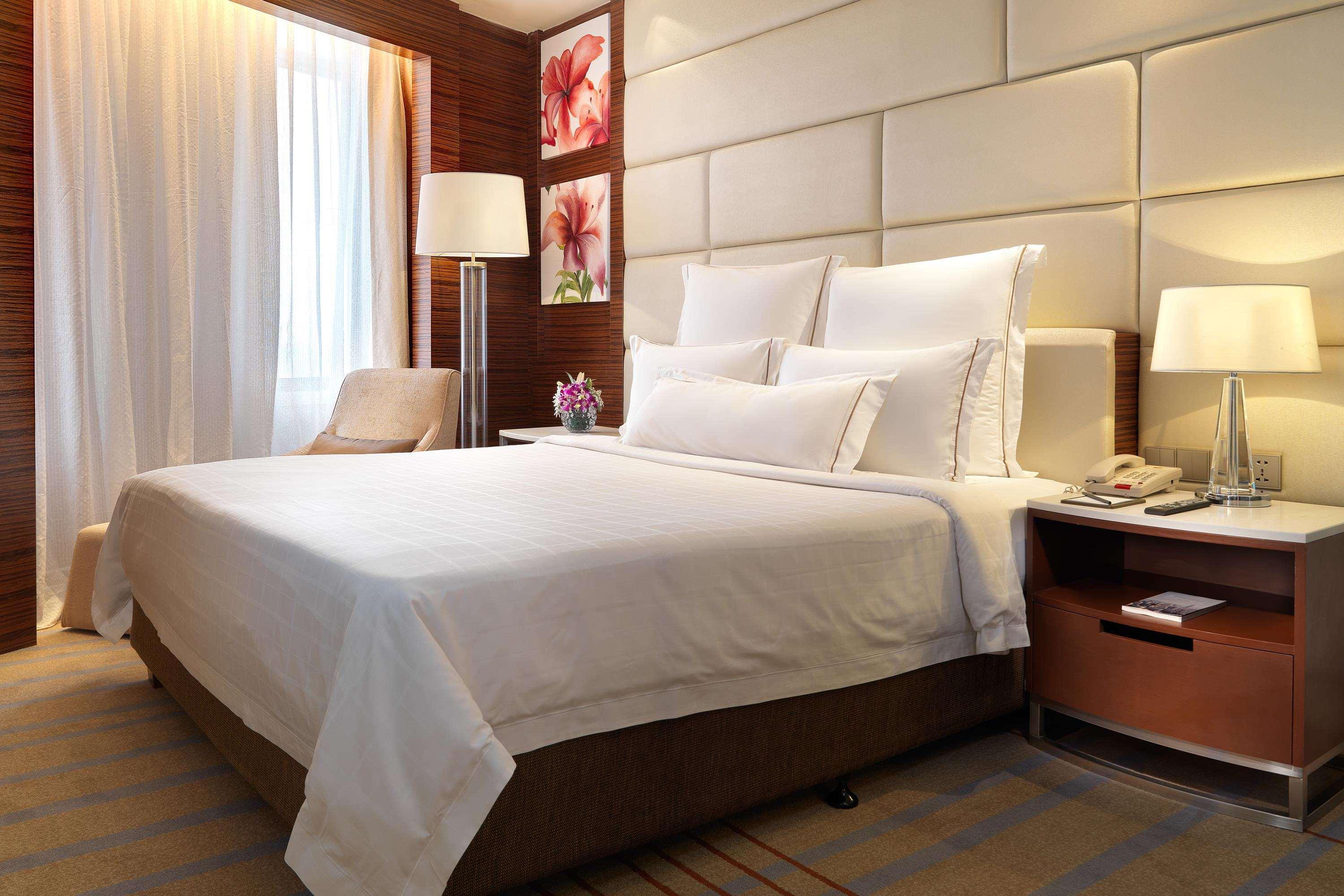 Hotel One World