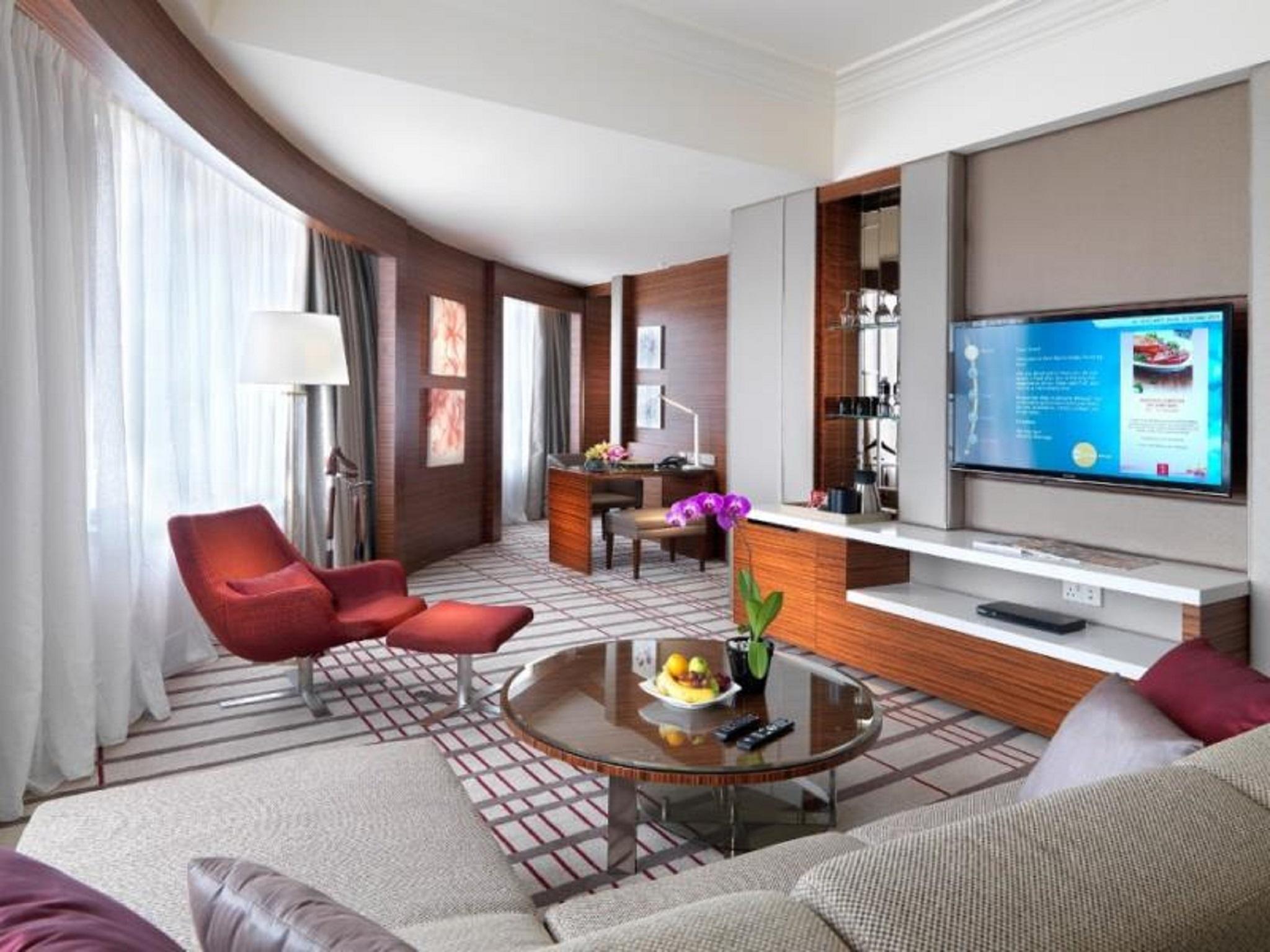 One World Hotel