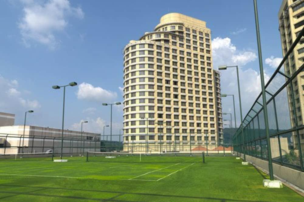 Hotel One World