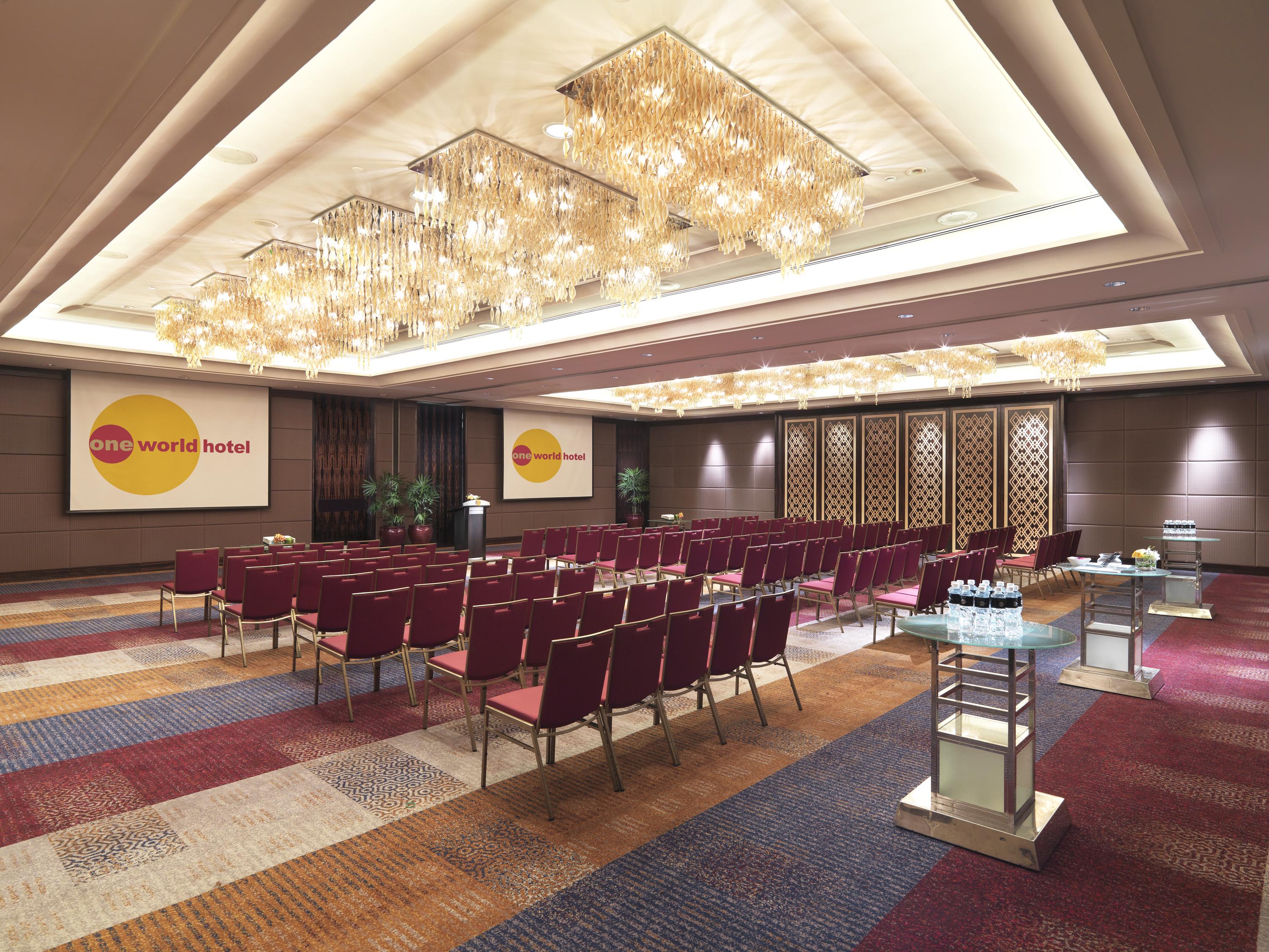 One World Hotel 5*