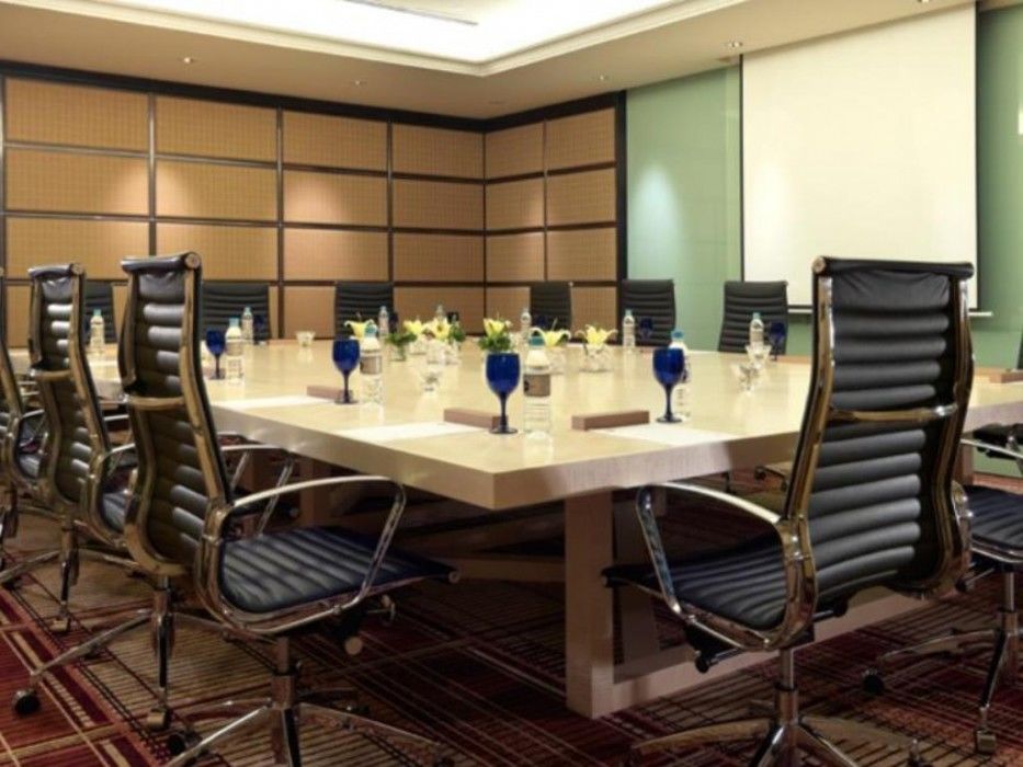 One World Hotel 5*